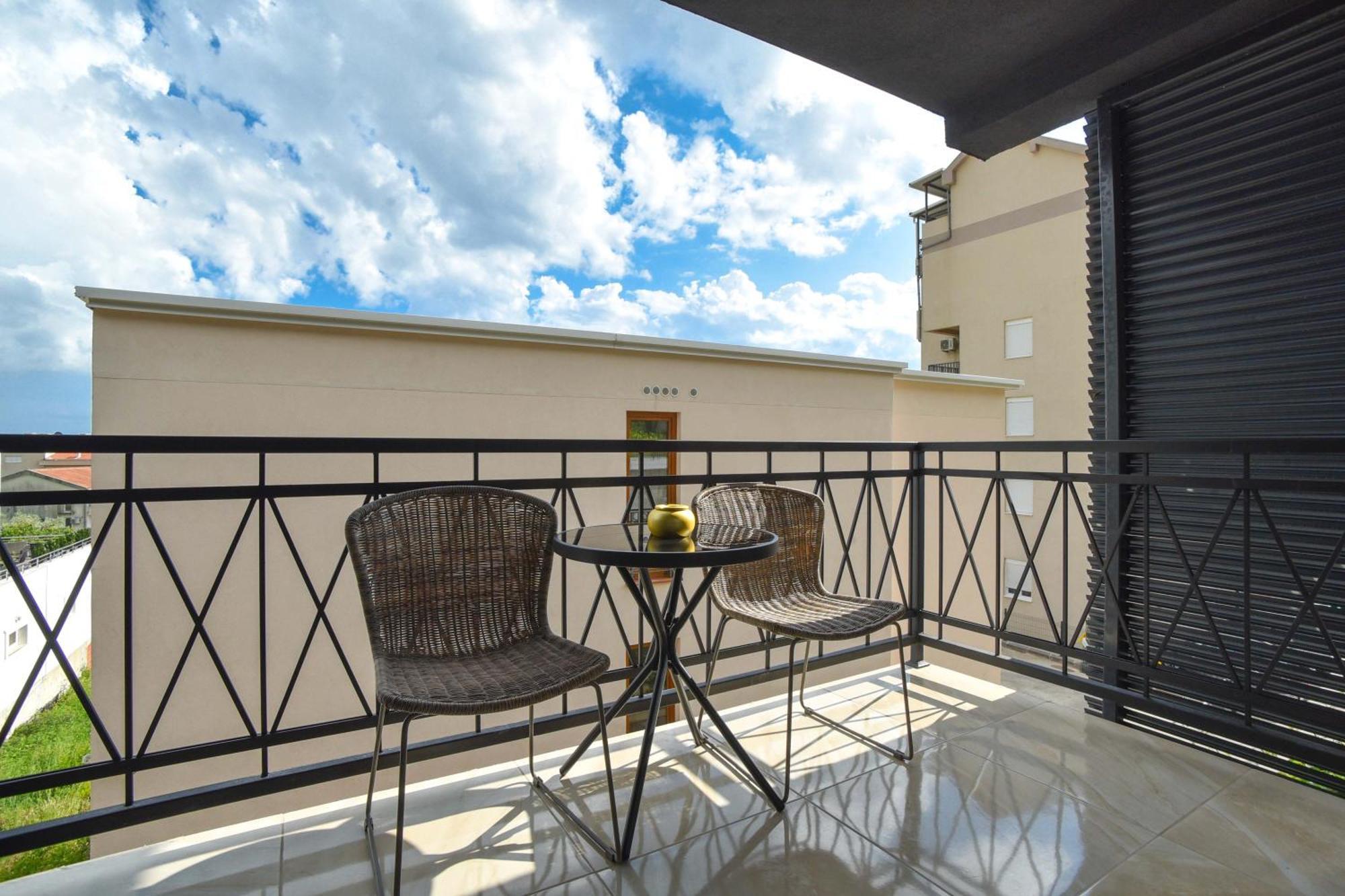 Misisuone Apartments Budva Rum bild